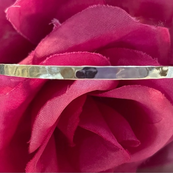 Silpada Sterling Silver ‘Social Circle’ 2 1/4” SMALL Hammered Bangle B3296 - Picture 6 of 14
